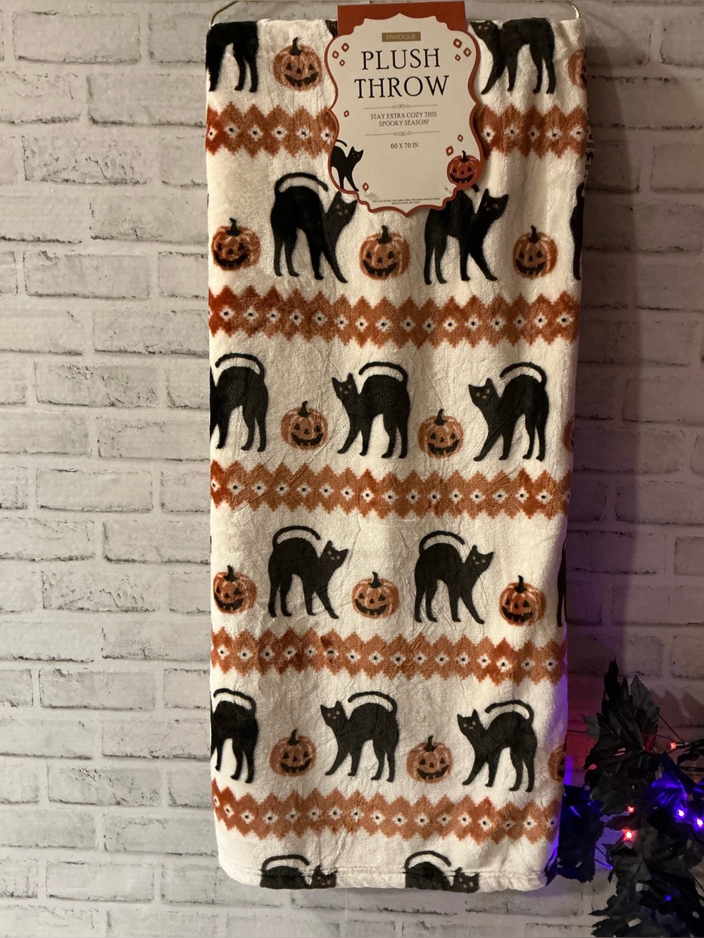 EnVogue Cats and Jack O Lantern Stripe Plush Throw Blanket - 60x70"